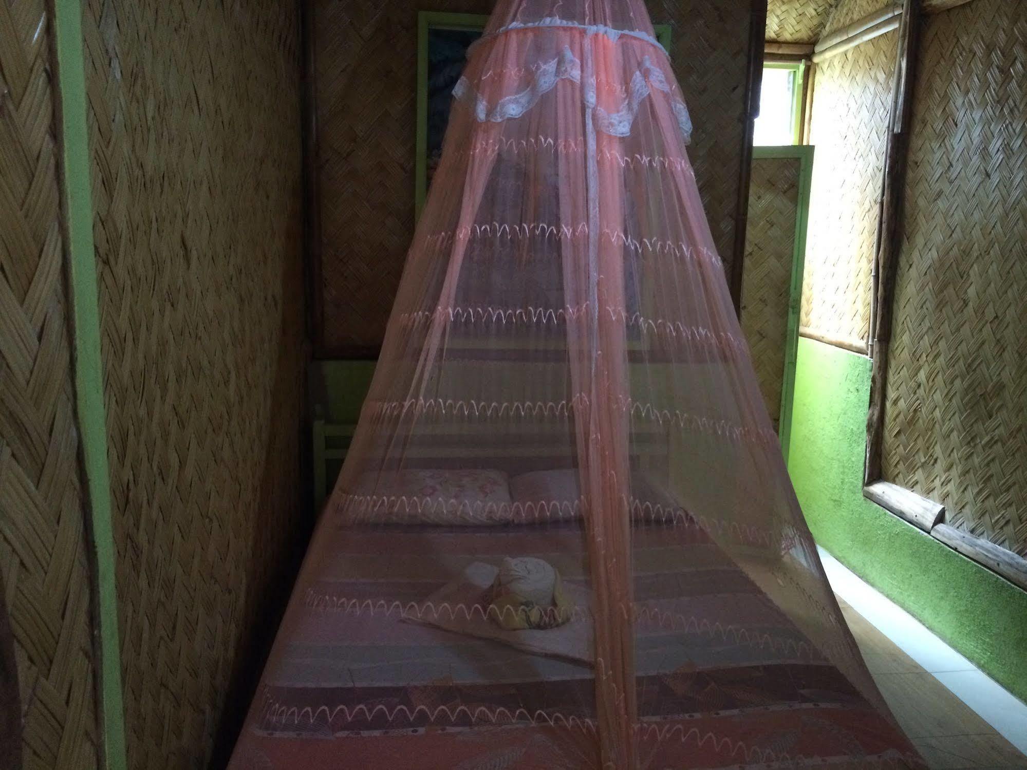 Islandfront II Bed & Breakfast Ел Нидо Екстериор снимка